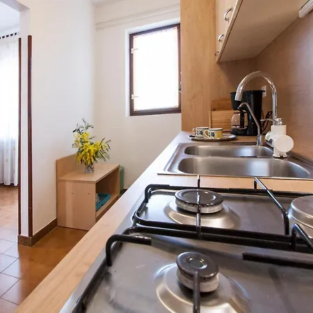 Nola By Rent Istria Appartement
