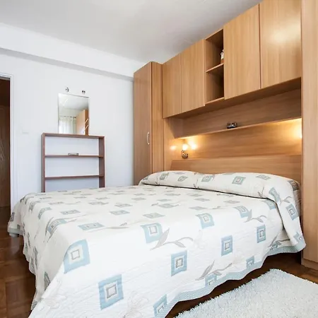 Nola By Rent Istria Appartement *